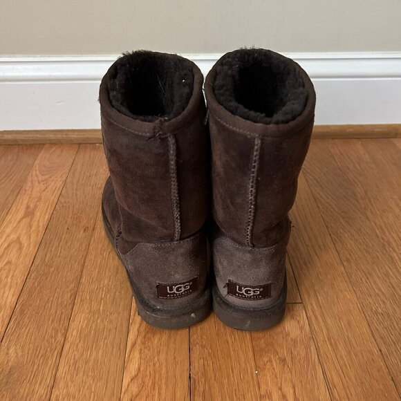 Ugg Australia Classic Chocolate Brown Short Winter Snow Boot Women’s Size 7 - Picture 4 of 7